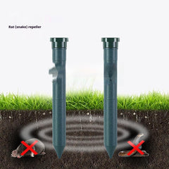 Solar Pest Repeller Ultrasonic Outdoor Farm Plug-in Snake Repellent
